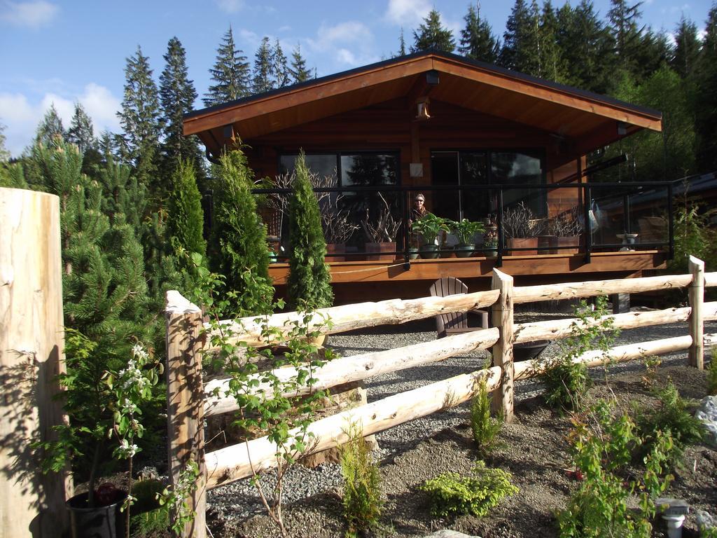 Wild Coast Chalets Port Renfrew Exterior foto