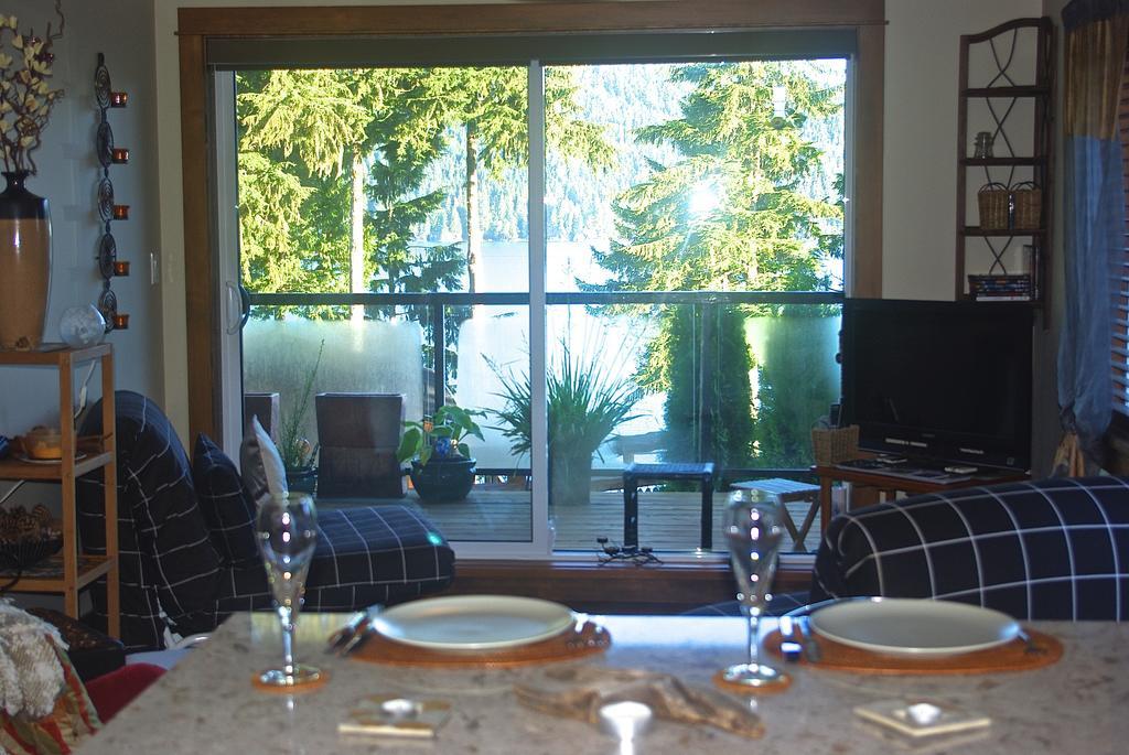 Wild Coast Chalets Port Renfrew Quarto foto